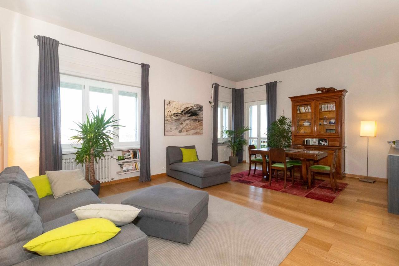 Charming Apartment With Parking! تورينو المظهر الخارجي الصورة