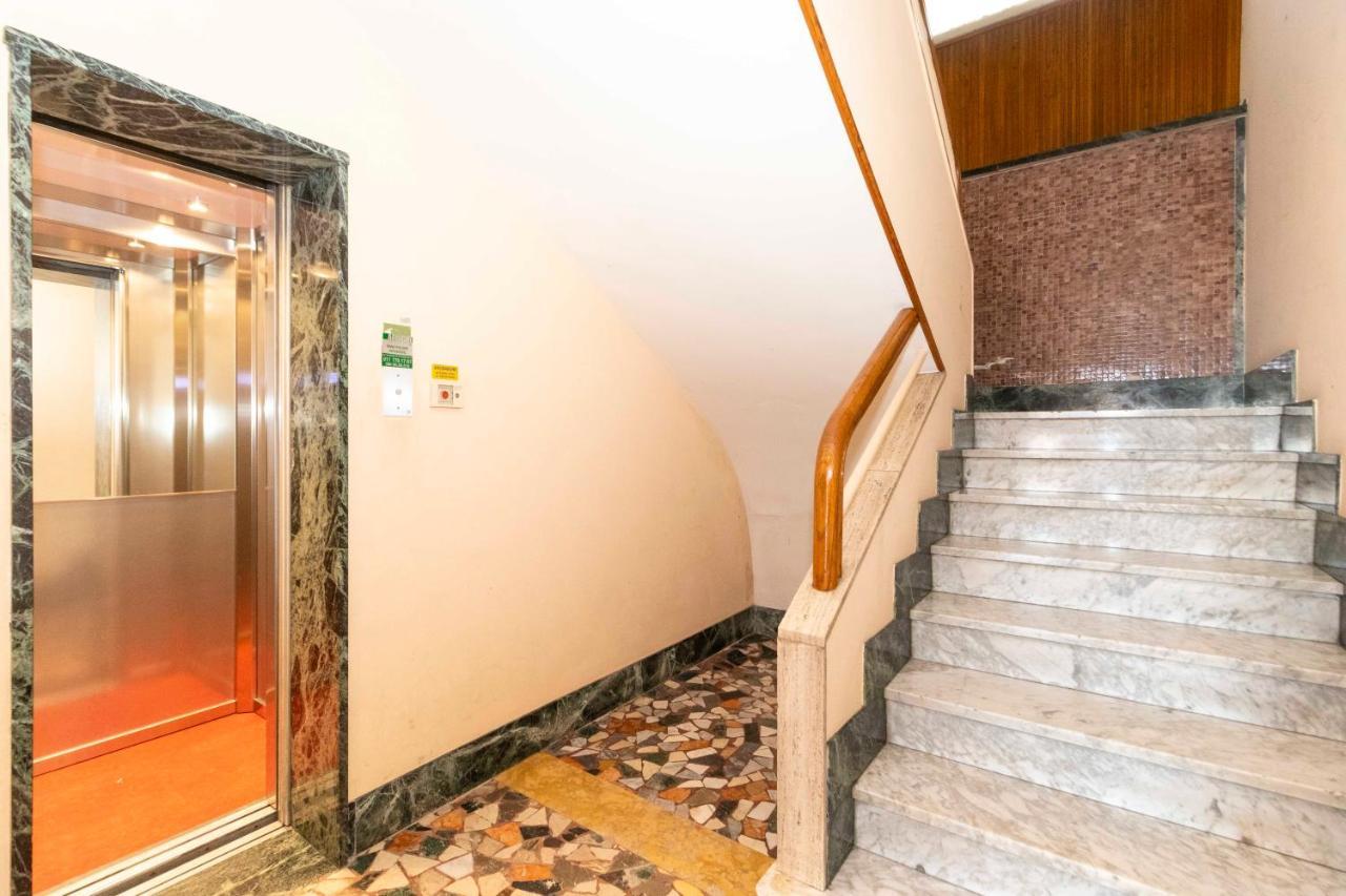 Charming Apartment With Parking! تورينو المظهر الخارجي الصورة